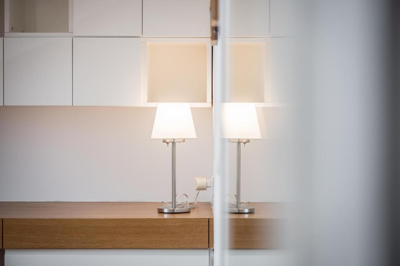 The Orange Attic - Navigli Area Apartment มิลาน ภายนอก รูปภาพ