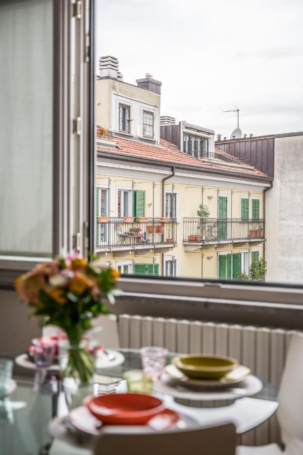 The Orange Attic - Navigli Area Apartment มิลาน ภายนอก รูปภาพ