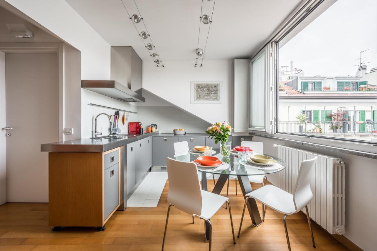 The Orange Attic - Navigli Area Apartment มิลาน ภายนอก รูปภาพ