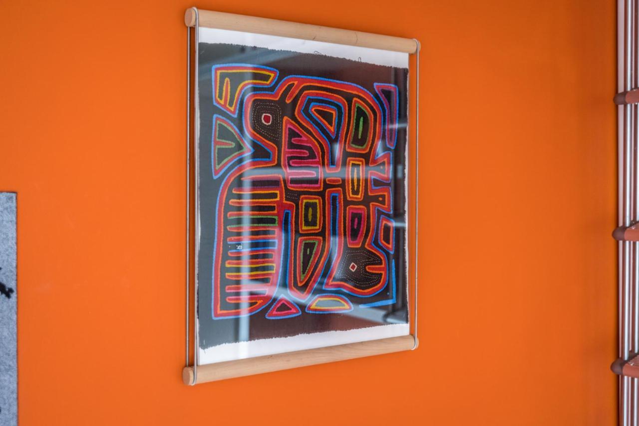 The Orange Attic - Navigli Area Apartment มิลาน ภายนอก รูปภาพ
